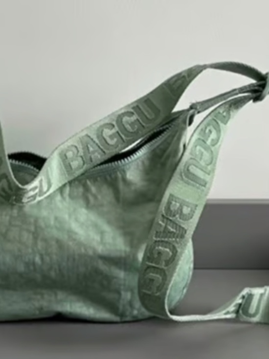 BAGGU Handbags - Baggu Medium Crescent Bag - Seafoam - UO Exclusive!! DISCONTINUED